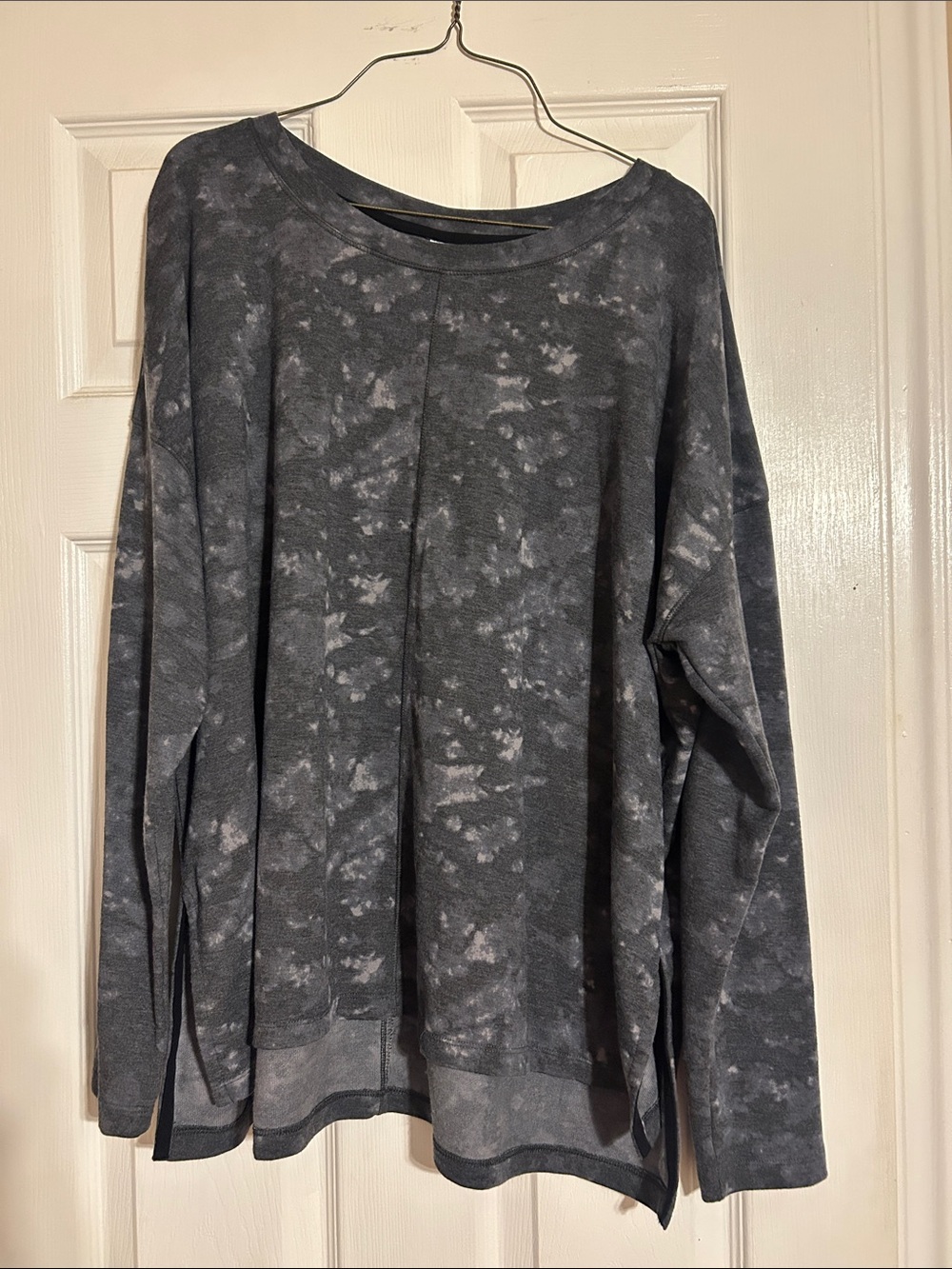 Old Navy Women's Gray Tie-Dye Long-Sleeve Tunic